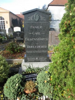 Grabstätte von Karl Falkenstörfer