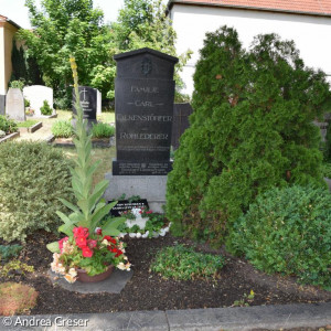 Grabstätte von Karl Falkenstörfer